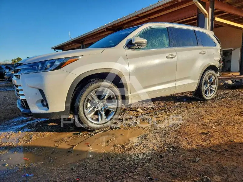 2019 Toyota Highlander фото