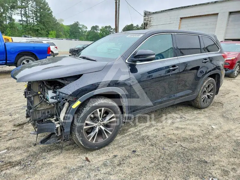 2019 Toyota Highlander фото