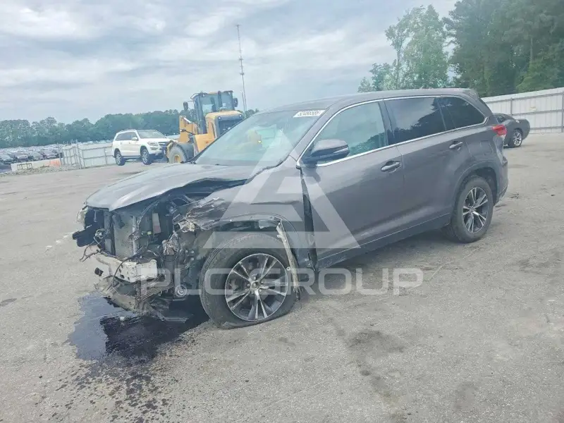 2019 Toyota Highlander фото