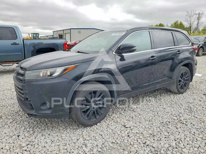 2019 Toyota Highlander фото