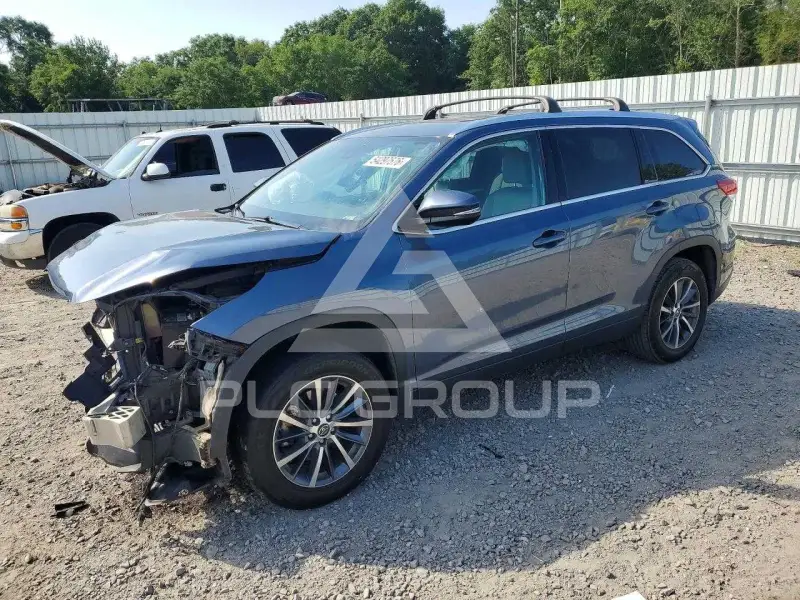 2019 Toyota Highlander фото