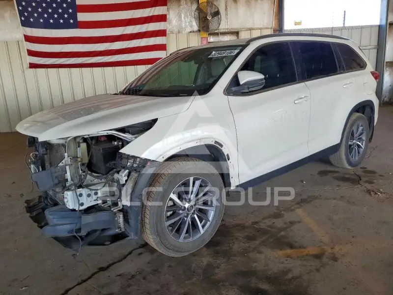 2019 Toyota Highlander фото