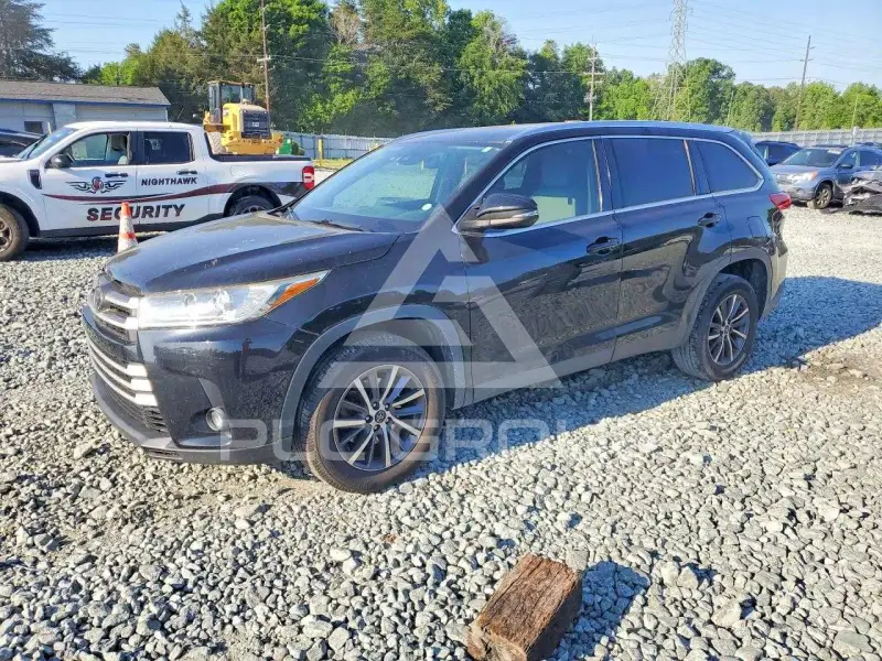 2019 Toyota Highlander фото