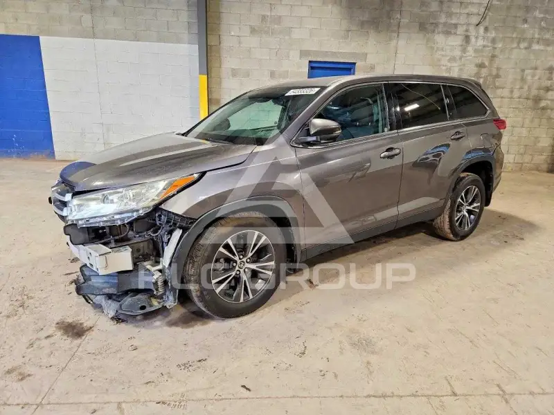 2019 Toyota Highlander фото