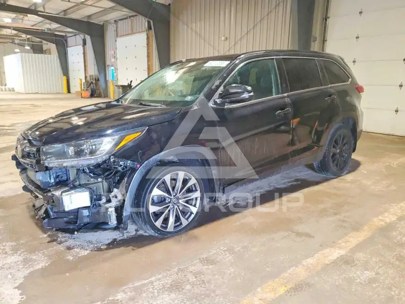 2019 Toyota Highlander фото