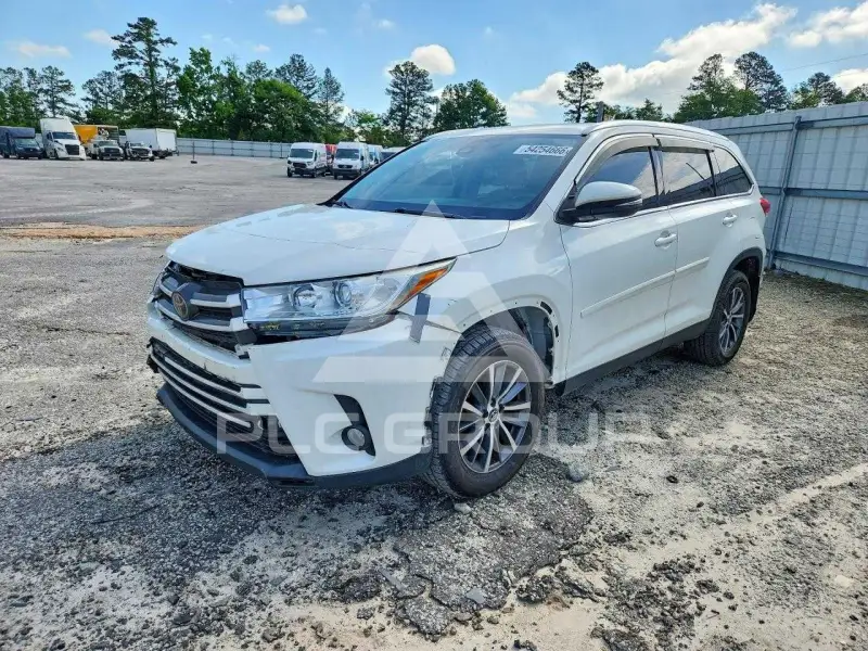 2019 Toyota Highlander фото