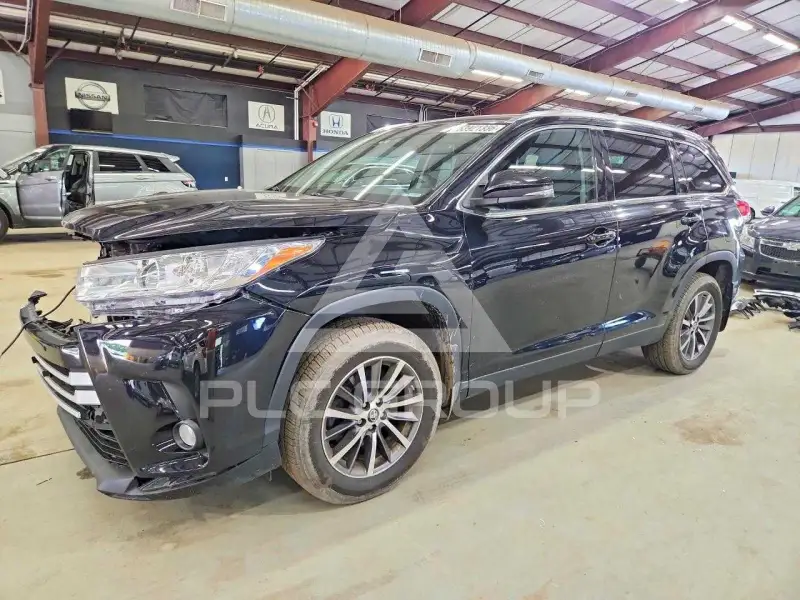 2019 Toyota Highlander фото