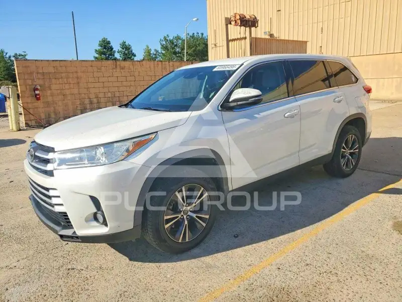 2019 Toyota Highlander фото
