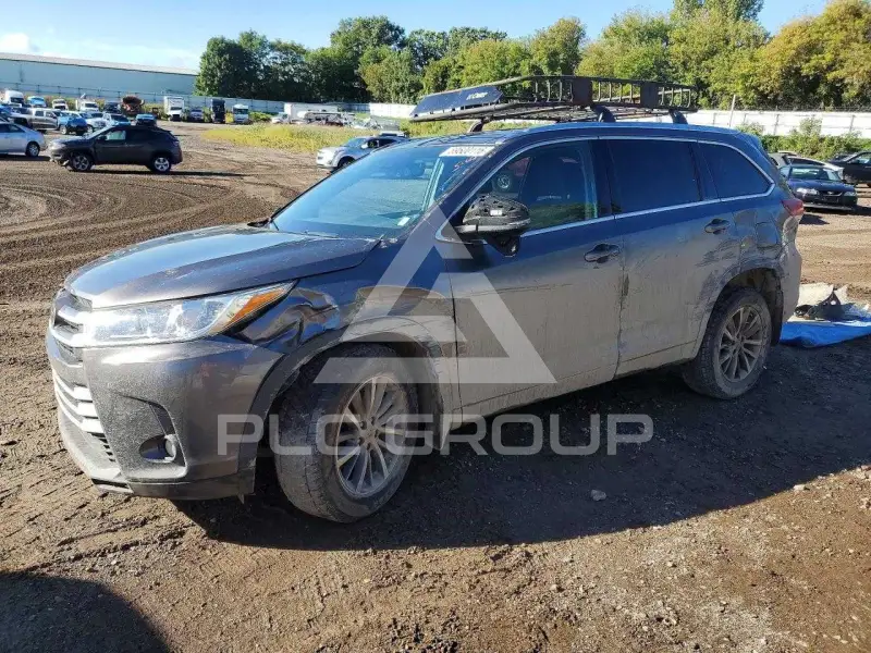 2019 Toyota Highlander фото