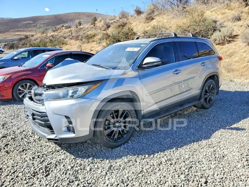 2019 Toyota Highlander фото