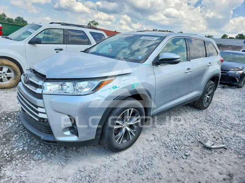 2019 Toyota Highlander фото