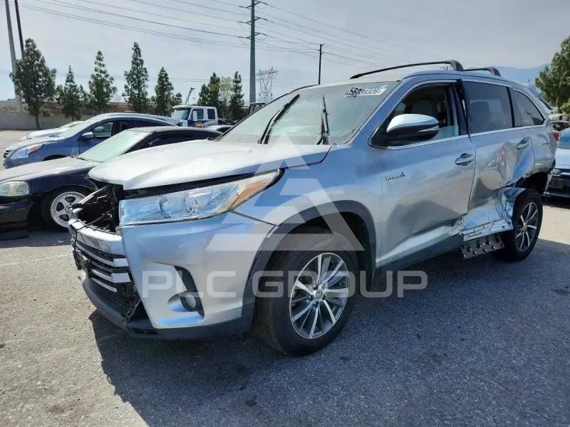 2019 Toyota Highlander фото
