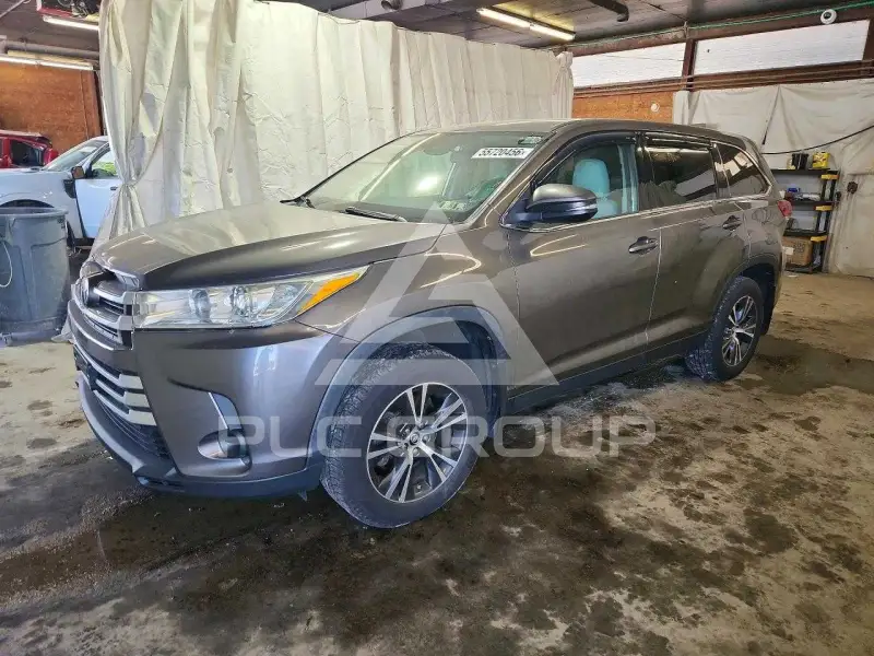 2019 Toyota Highlander фото