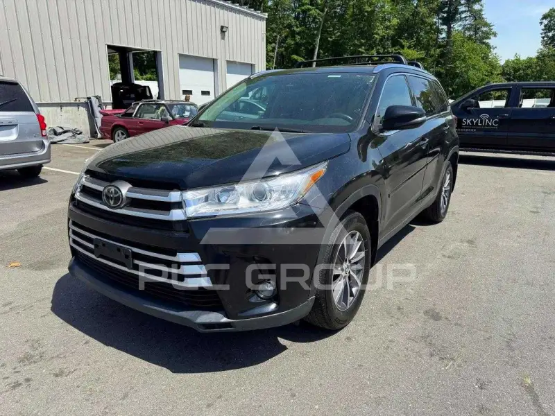 2019 Toyota Highlander фото