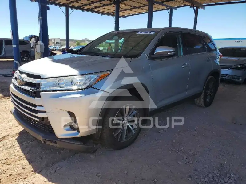 2019 Toyota Highlander фото