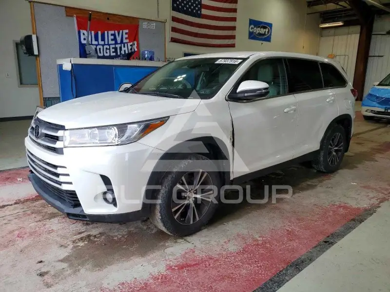 2019 Toyota Highlander фото