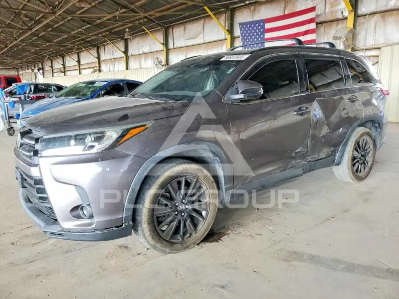 2019 Toyota Highlander фото