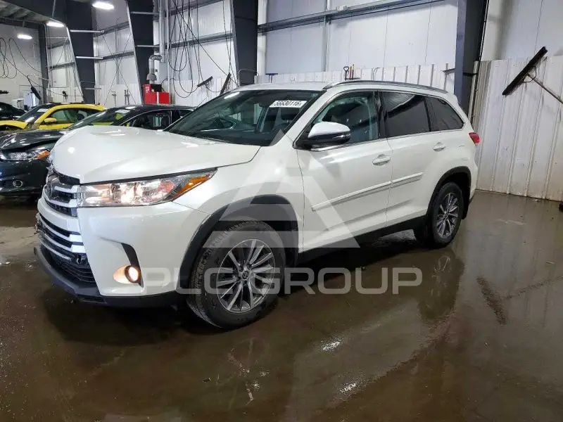 2019 Toyota Highlander фото