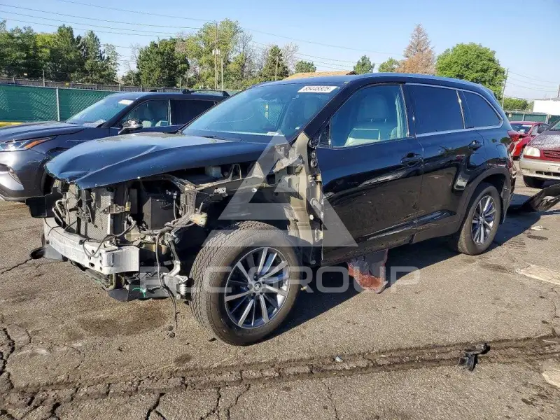 2019 Toyota Highlander фото
