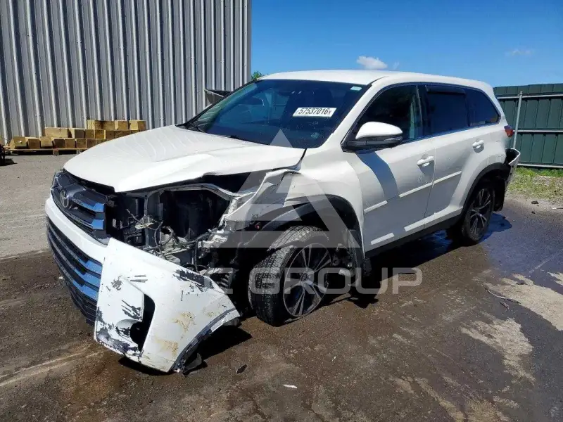 2019 Toyota Highlander фото