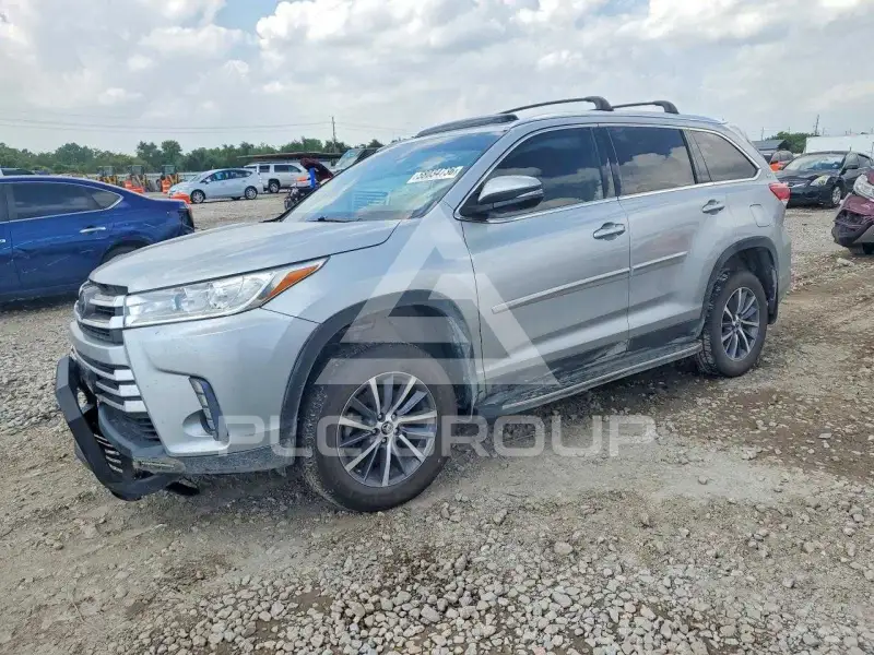 2019 Toyota Highlander фото
