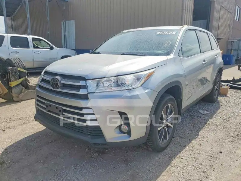 2019 Toyota Highlander фото