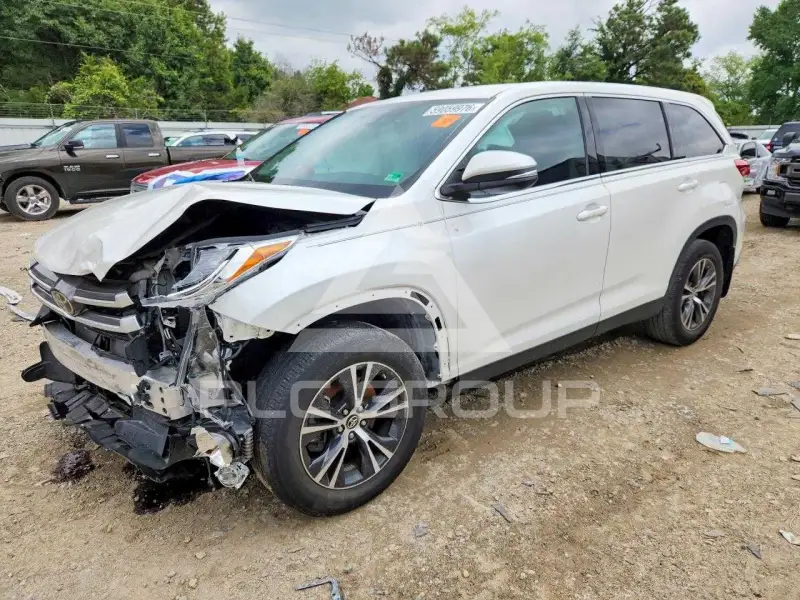 2019 Toyota Highlander фото
