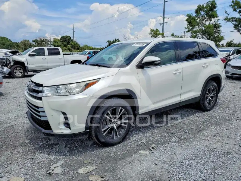 2019 Toyota Highlander фото