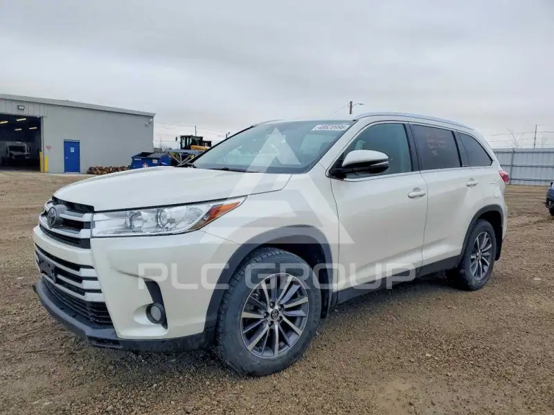 2019 Toyota Highlander фото