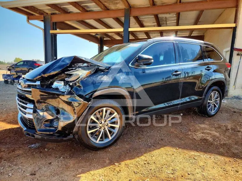 2019 Toyota Highlander фото