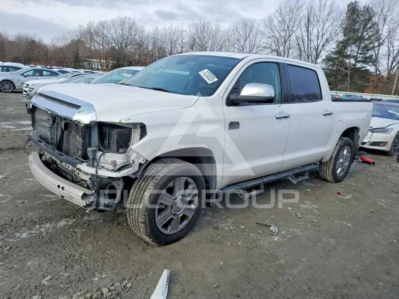 2019 Toyota TUNDRA фото