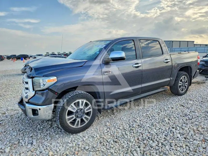 2019 Toyota TUNDRA фото