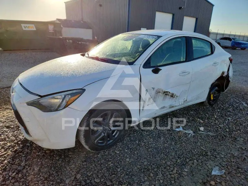2019 Toyota YARIS фото