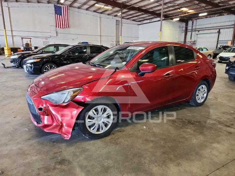 2019 Toyota YARIS фото
