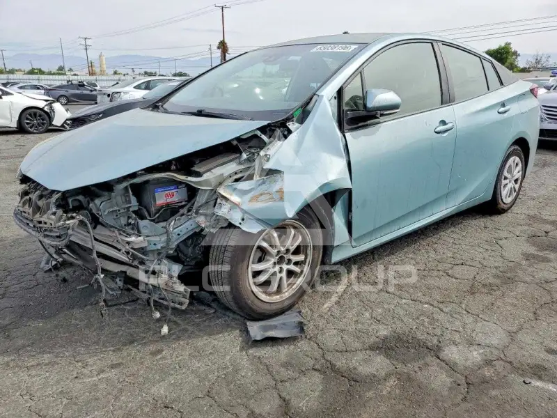 2019 Toyota PRIUS photo