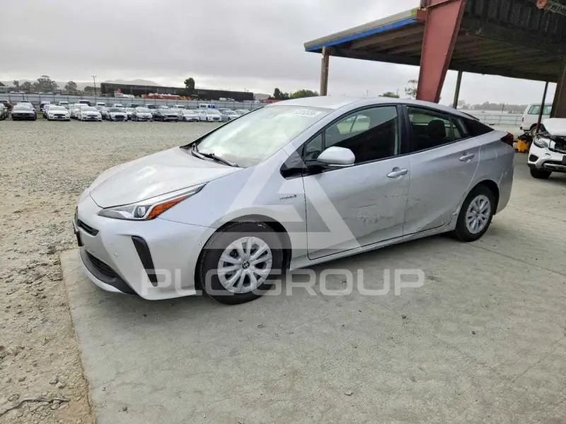 2019 Toyota PRIUS photo