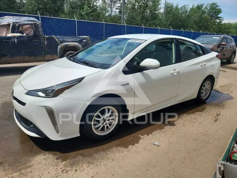 2019 Toyota PRIUS photo