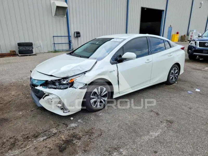 2019 Toyota PRIUS photo