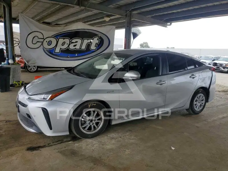 2019 Toyota PRIUS фото