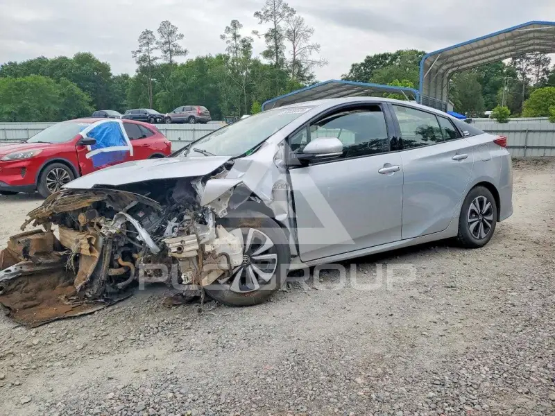 2019 Toyota PRIUS photo