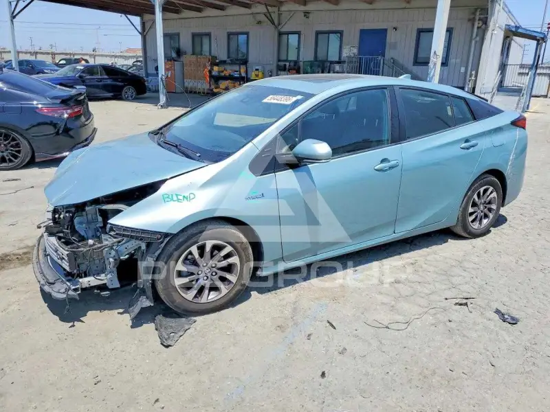 2019 Toyota PRIUS photo