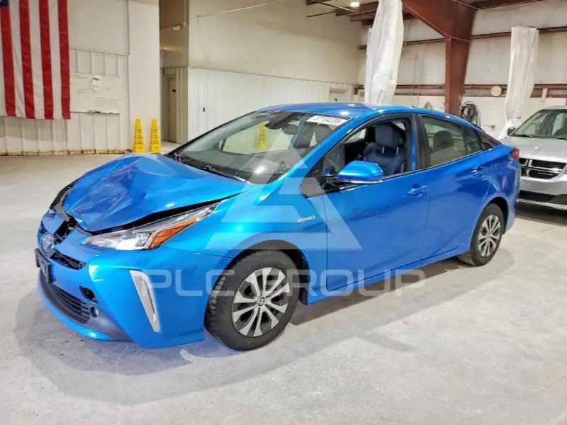 2019 Toyota PRIUS photo