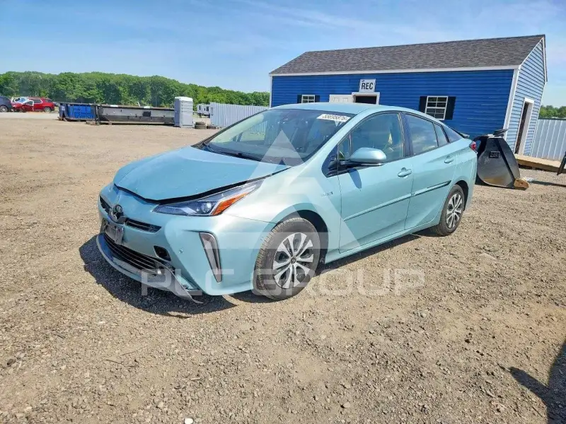 2019 Toyota PRIUS photo