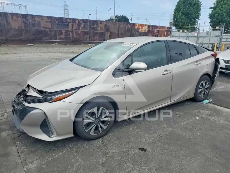 2019 Toyota PRIUS photo