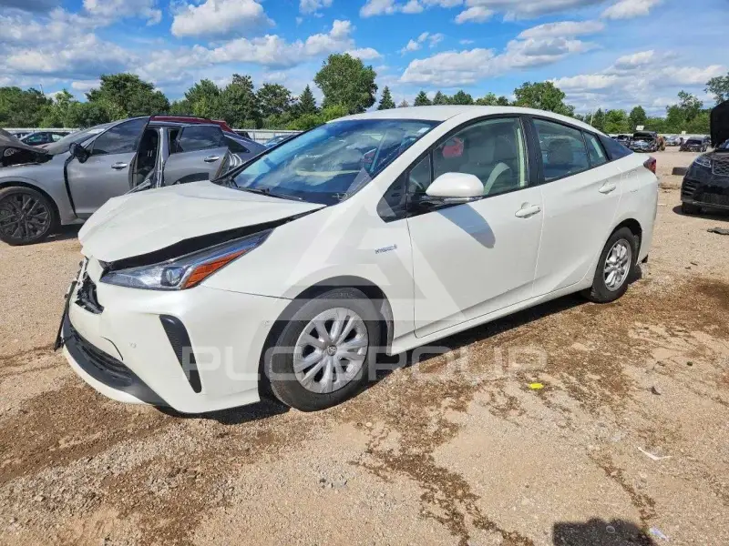 2019 Toyota PRIUS photo