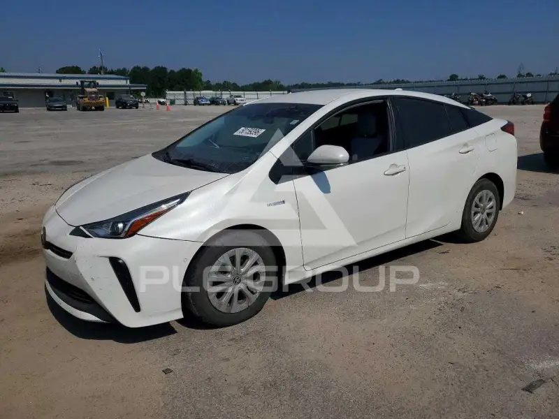 2019 Toyota PRIUS photo