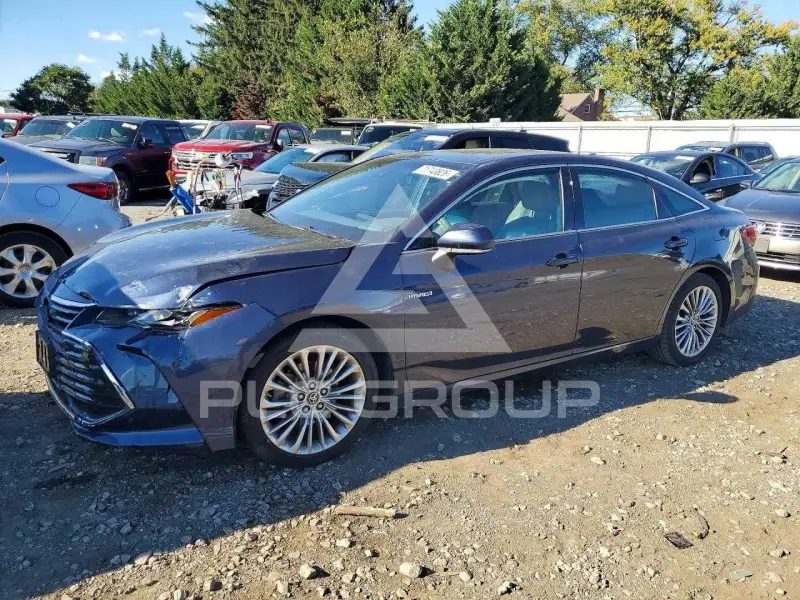 2019 Toyota AVALON photo