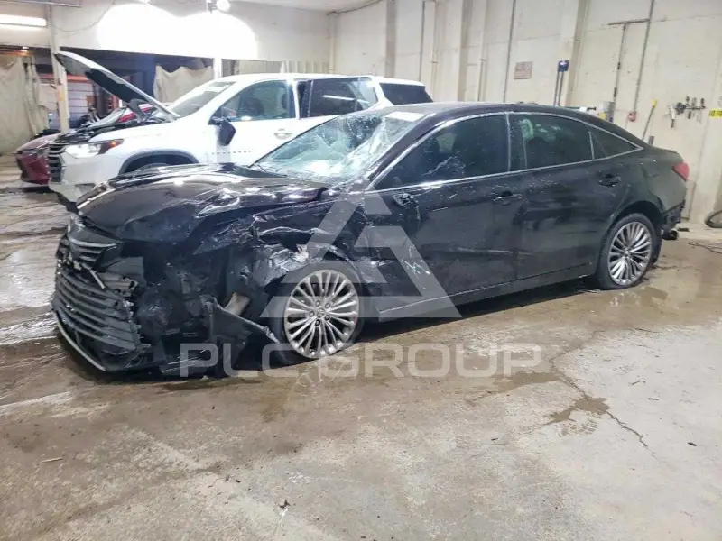2019 Toyota AVALON фото
