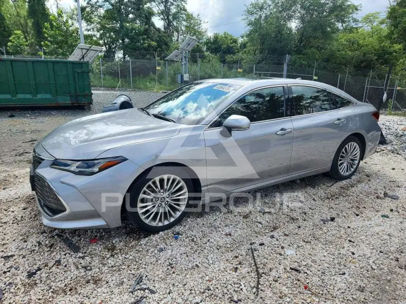 2019 Toyota AVALON фото