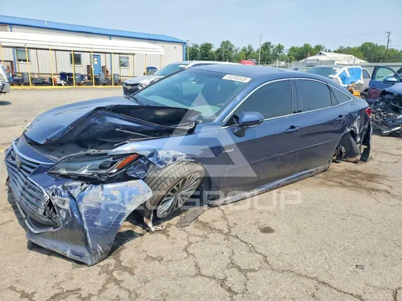 2019 Toyota AVALON photo